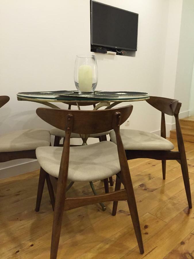 Downtown House Chiado Apartment Lisbon Room photo
